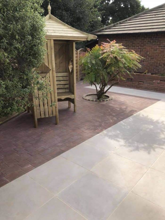 Castlepave Smooth Paving in Mulberry3